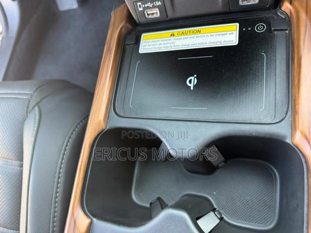 Honda CR-V Touring 2021 Gray