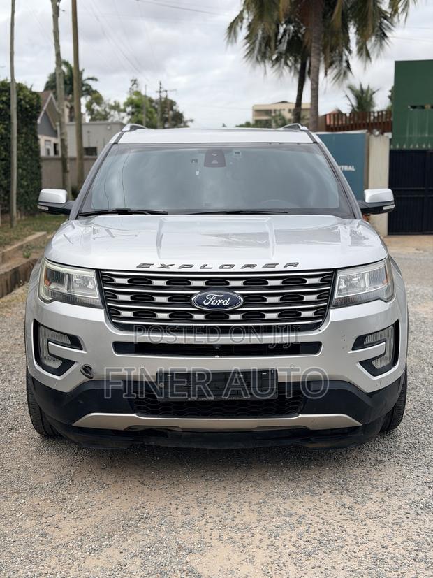 Ford Explorer Limited 4dr SUV AWD (3.5L 6cyl 6A) 2016 Silver