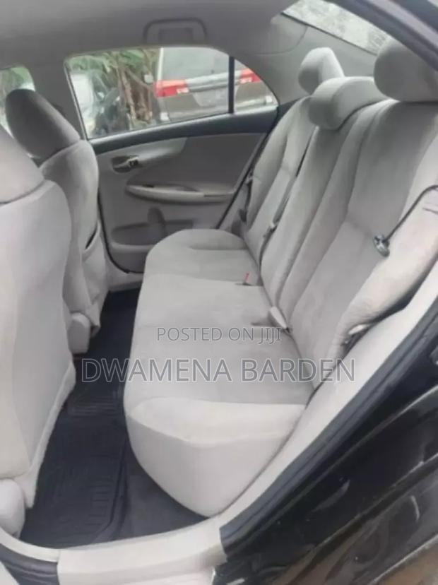 Toyota Corolla 2012 Black