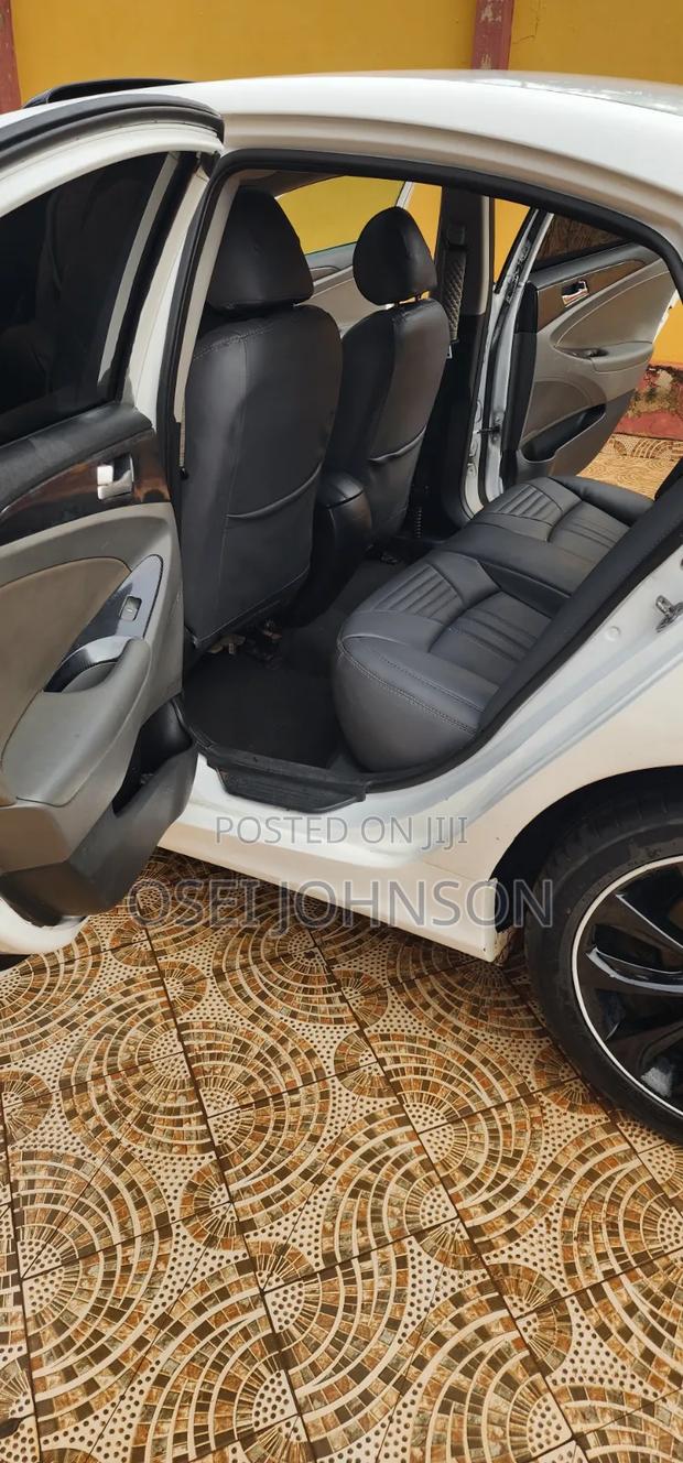 Hyundai Sonata GLS Sedan FWD (2.4L 4cyl 6A) 2013 White