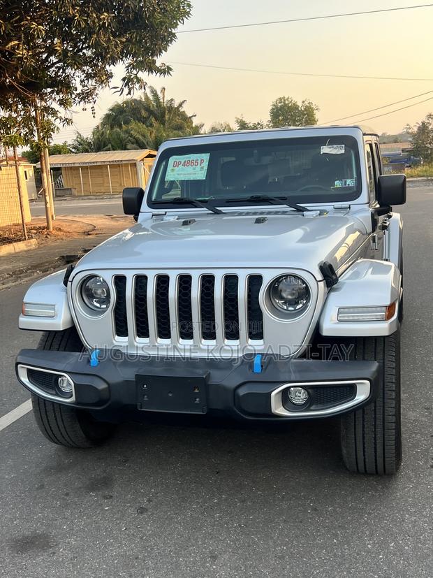 Jeep Wrangler 4xe Sahara 4WD 2023 Silver