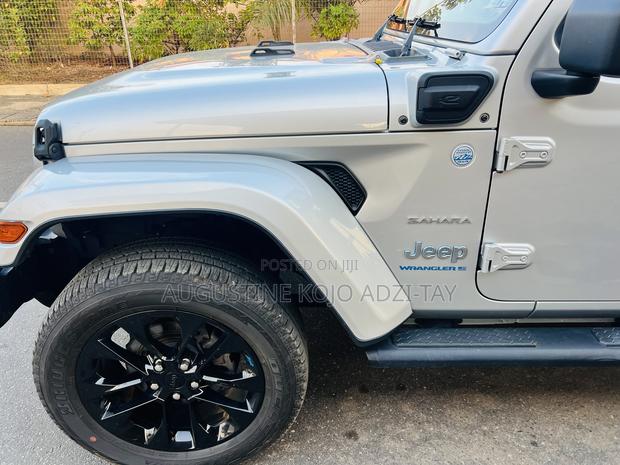 Jeep Wrangler 4xe Sahara 4WD 2023 Silver