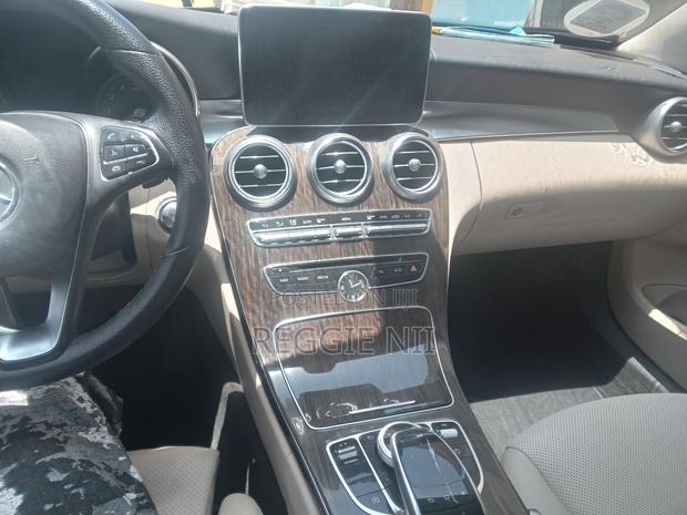 Mercedes-Benz C300 2017 White