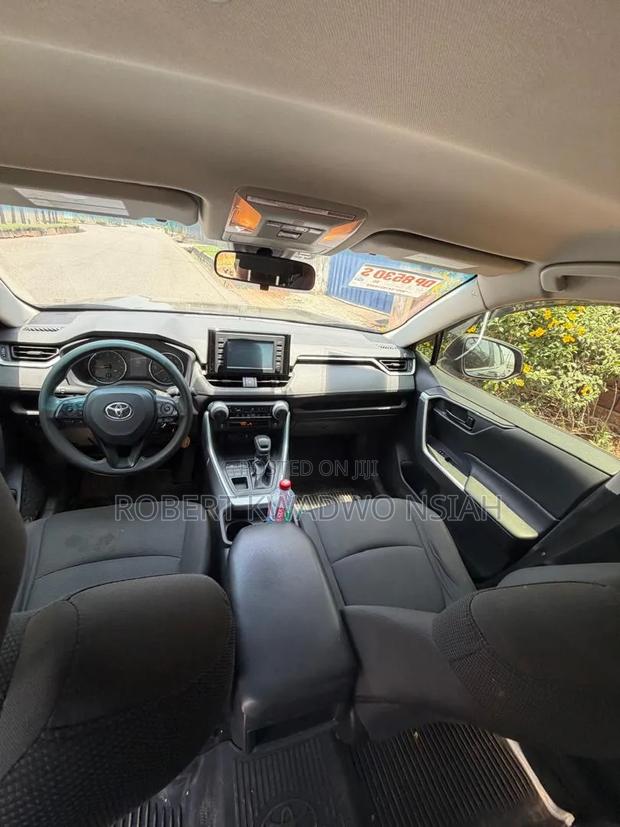 Toyota RAV4 LE AWD 2019 Black