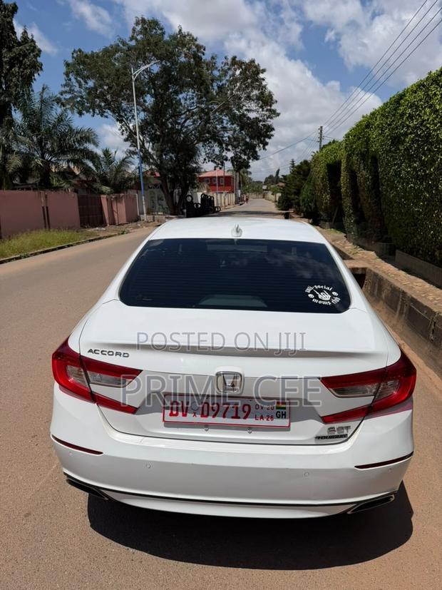 Honda Accord 2019 White