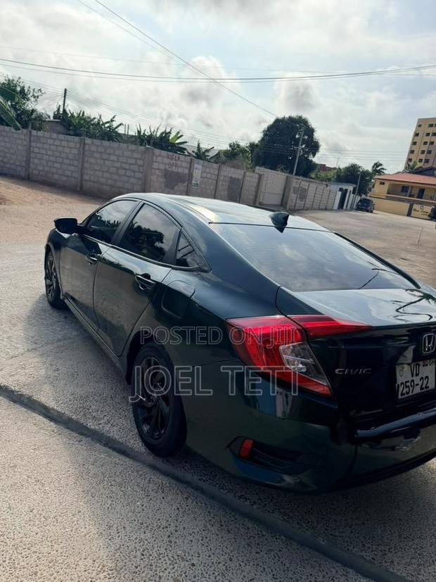 Honda Civic 2017 Green