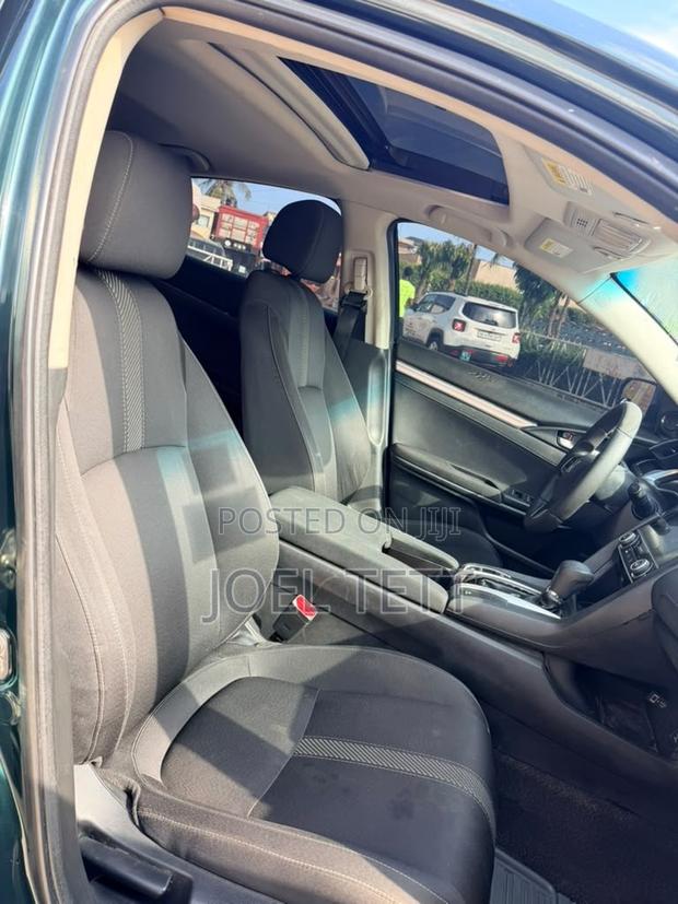 Honda Civic 2017 Green