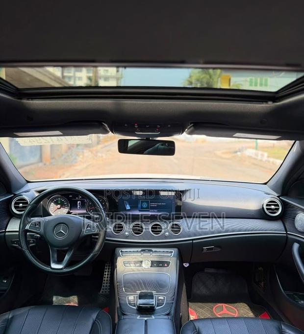 Mercedes-Benz E300 4Matic AWD Sedan (2.0L 4cyl 9A) 2017 White