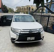 Mitsubishi Outlander 2017 Off white for sale