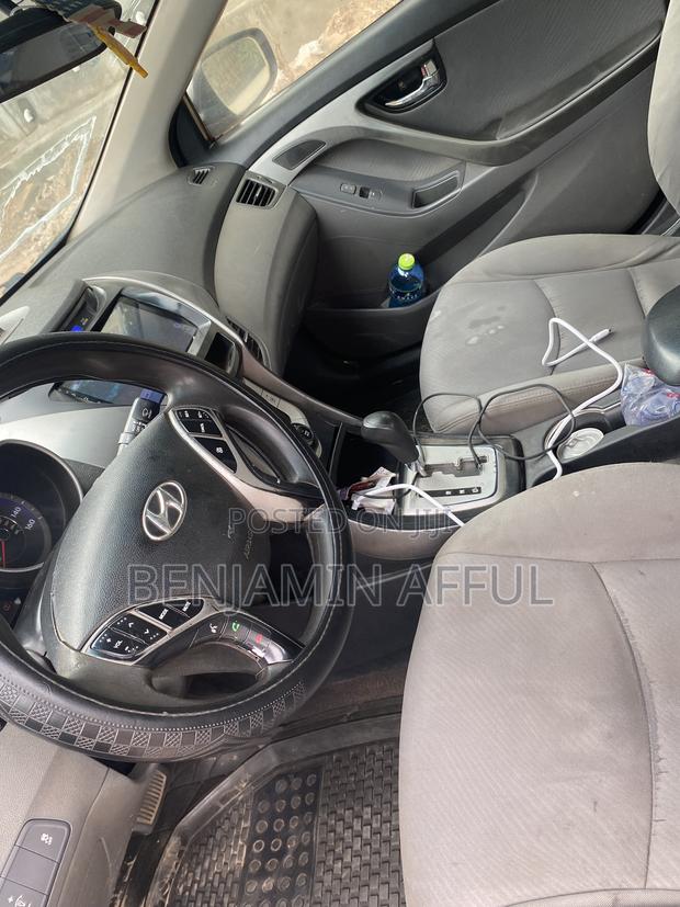 Hyundai Elantra GLS Sedan FWD (1.8L 4cyl 6M) 2013 Gray