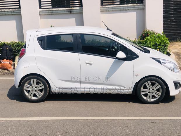 Chevrolet Spark 2LT 2013 White