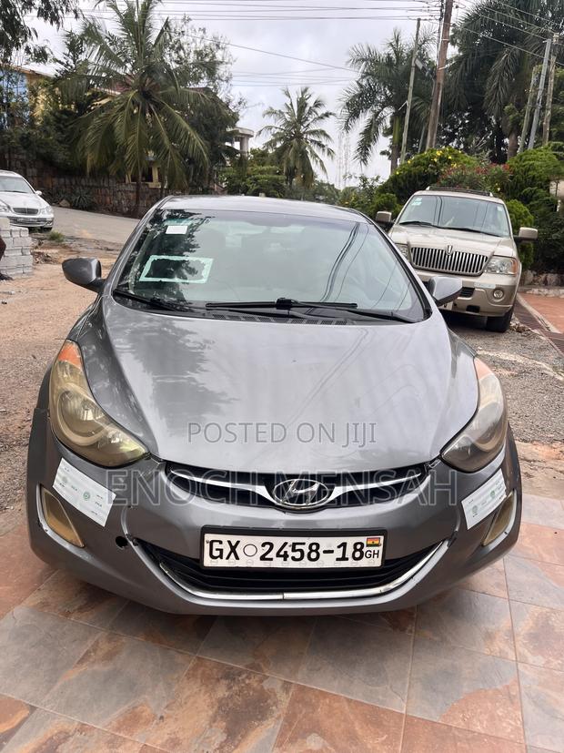 Hyundai Elantra GLS Sedan FWD (1.8L 4cyl 6M) 2013 Gray