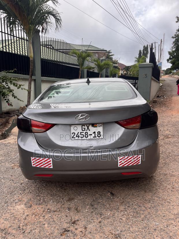 Hyundai Elantra GLS Sedan FWD (1.8L 4cyl 6M) 2013 Gray