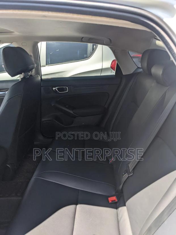 Honda Civic 2024 White