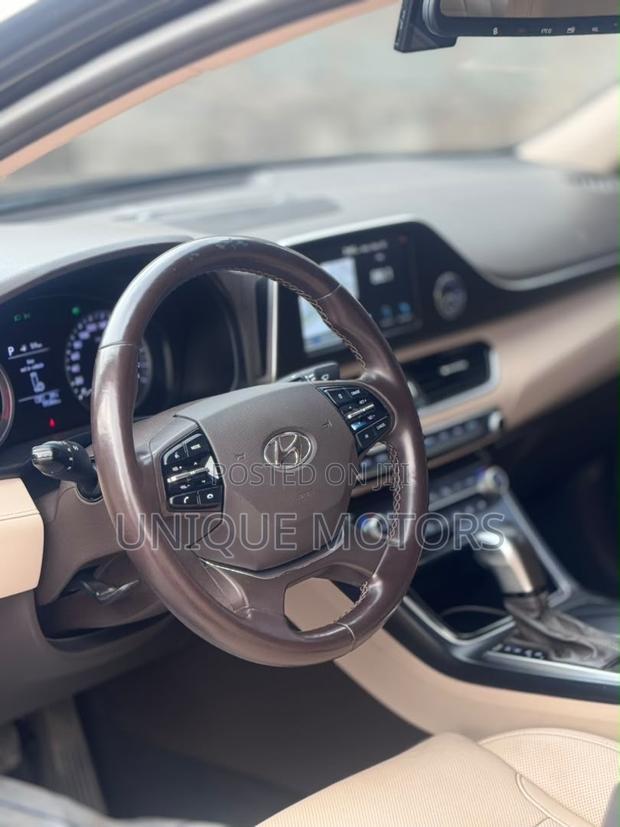 Hyundai Grandeur 2018 Black