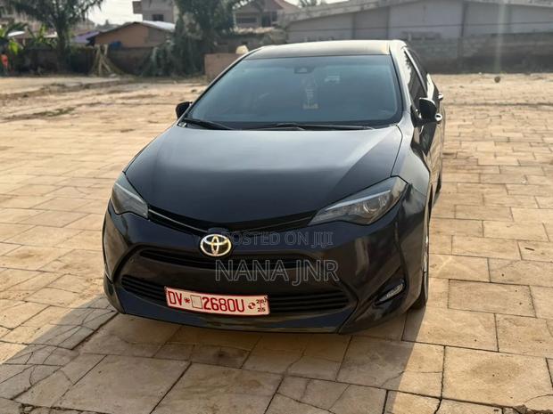 Toyota Corolla 2019 Black