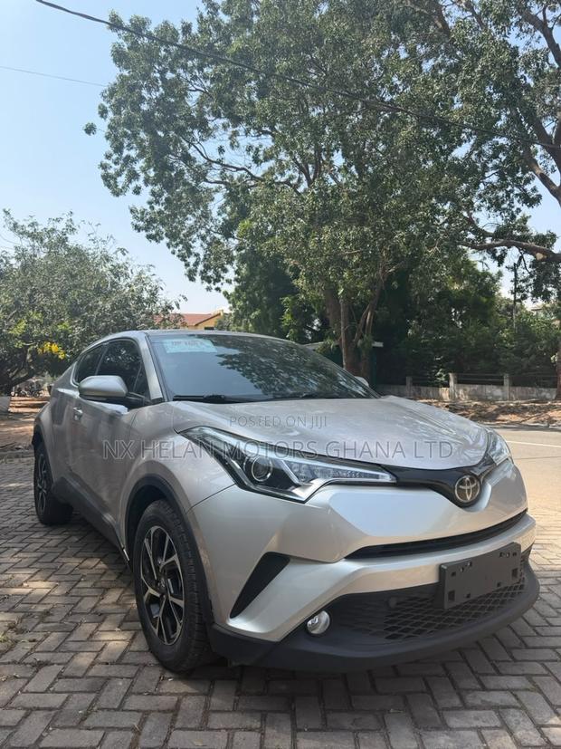 Toyota C-HR 2020 Gold