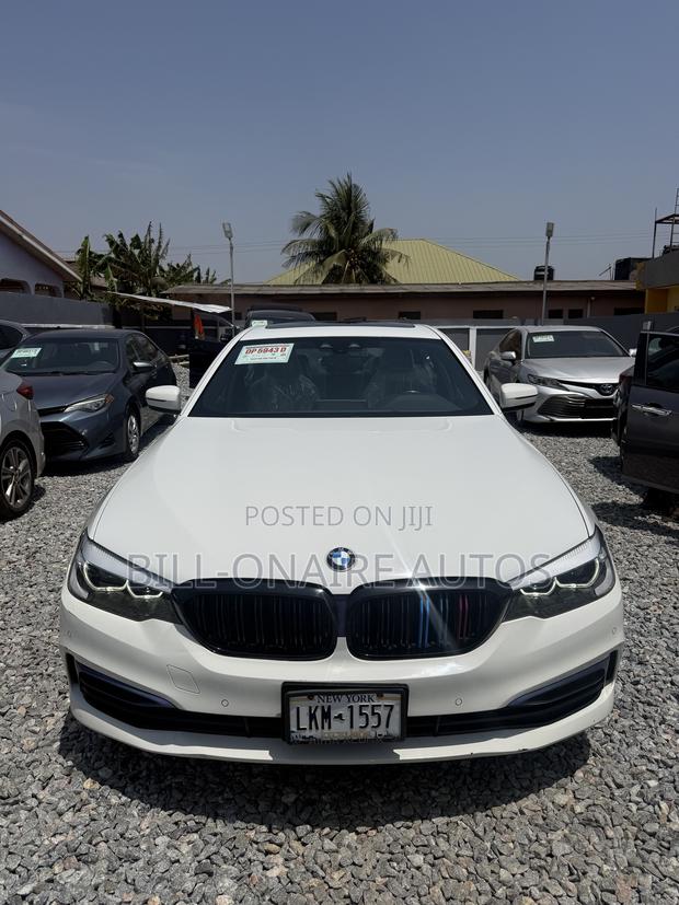 BMW 530i 2020 White