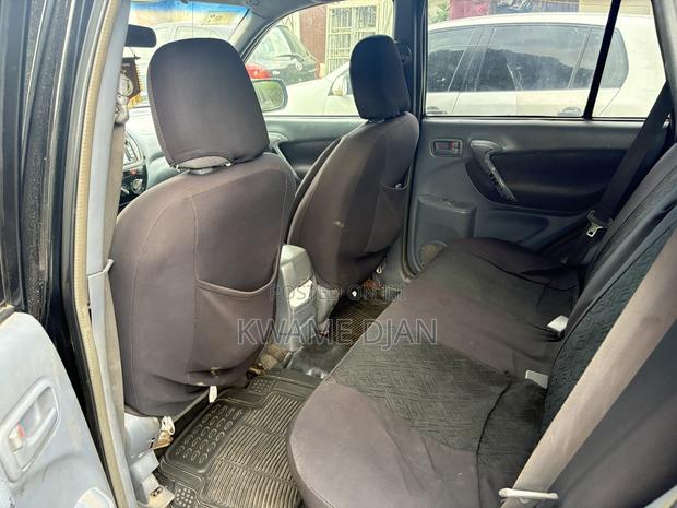Toyota RAV4 2004 Black