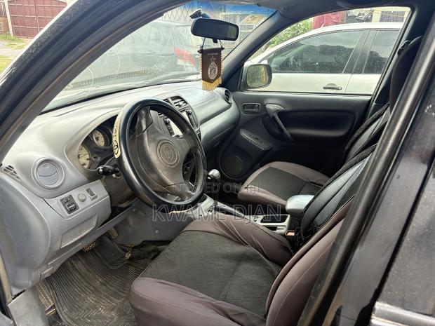 Toyota RAV4 2004 Black