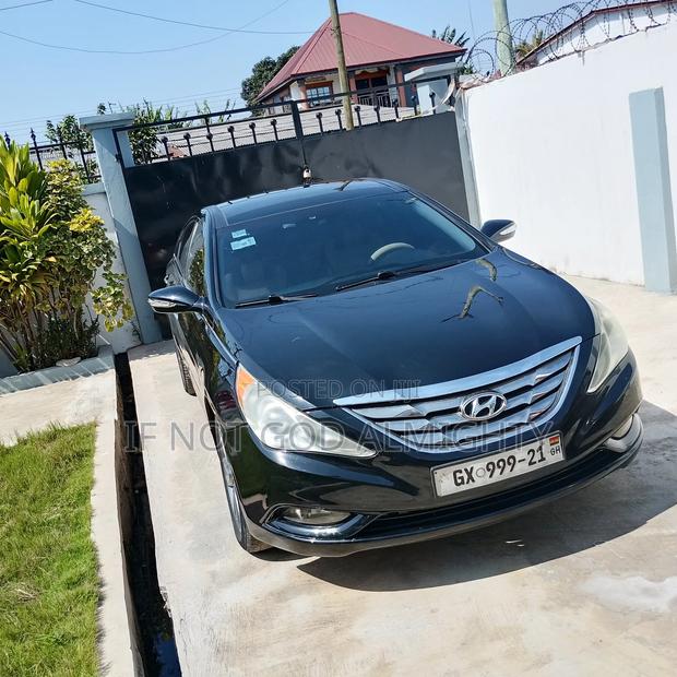 Hyundai Sonata 2013 Black