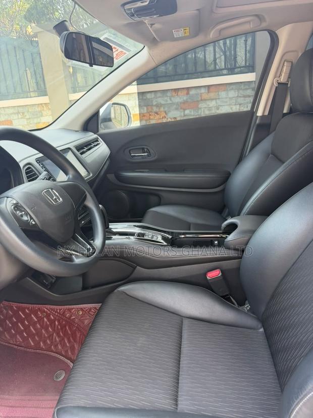Honda Vezel 2020 White