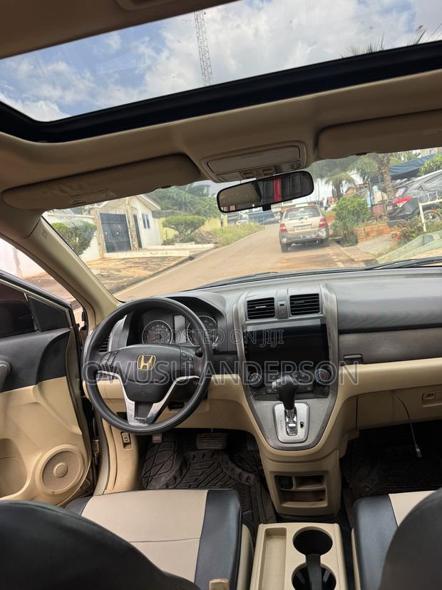 Honda CR-V 2010 Gold