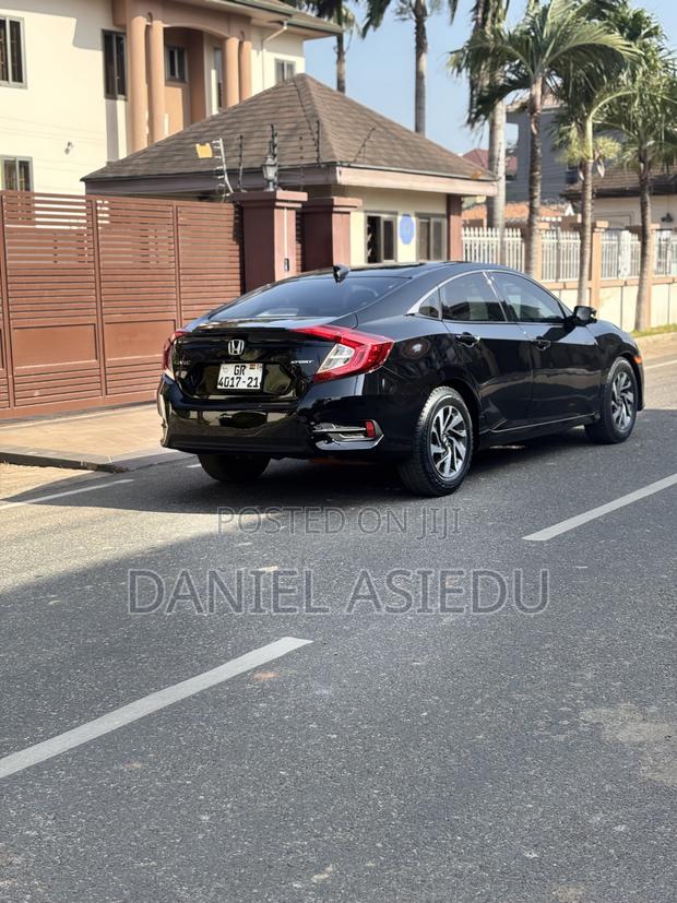 Honda Civic Sport Touring 4dr Hatchback (1.5L 4cyl) 2017 Black