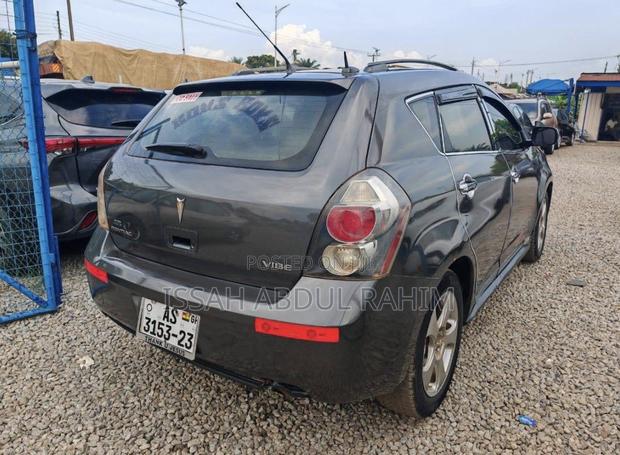 Pontiac Vibe 1.8L 2009 Gray