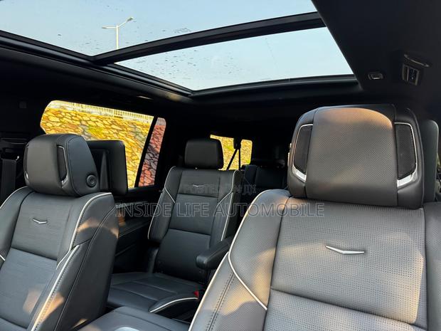 Cadillac Escalade 2026 Black