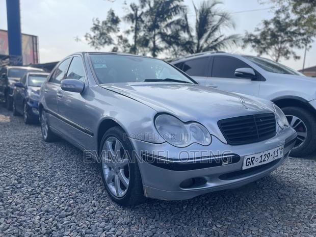 Mercedes-Benz C230 2006 Silver