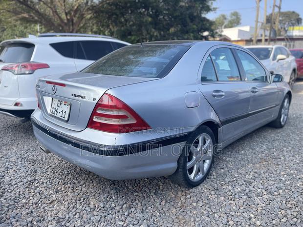 Mercedes-Benz C230 2006 Silver