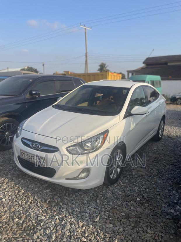 Hyundai Accent 2012 White