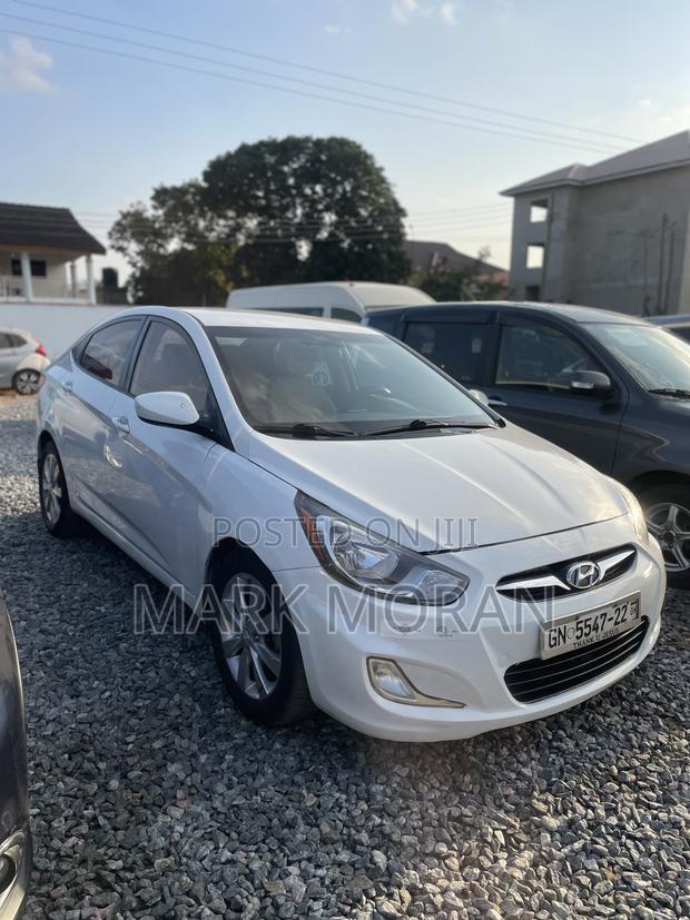 Hyundai Accent 2012 White
