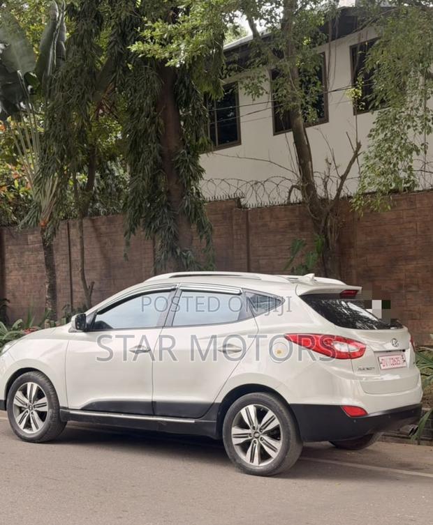 Hyundai Tucson 2015 Off white