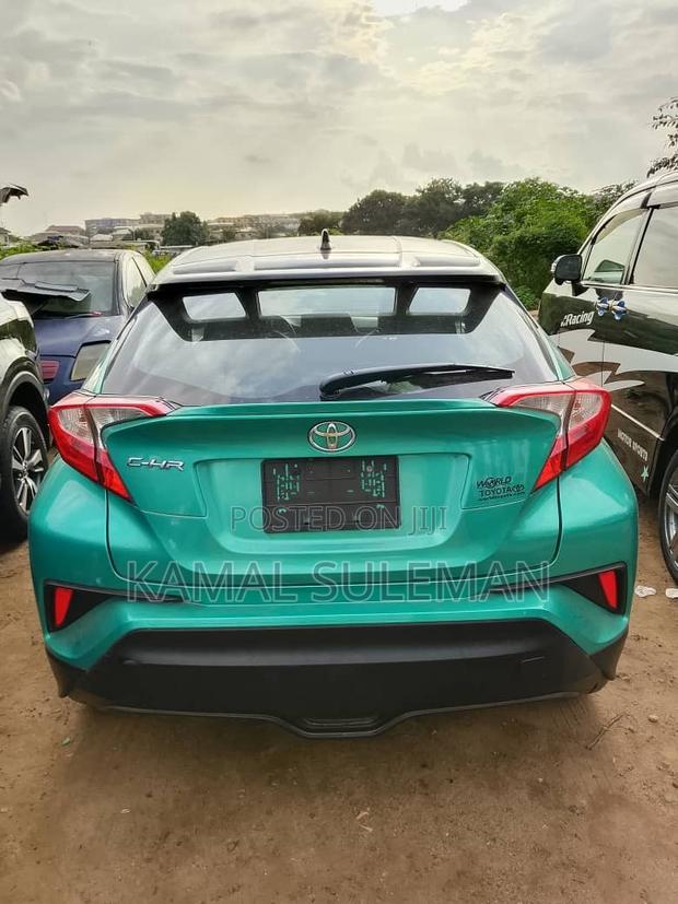 Toyota C-HR 2018 Green