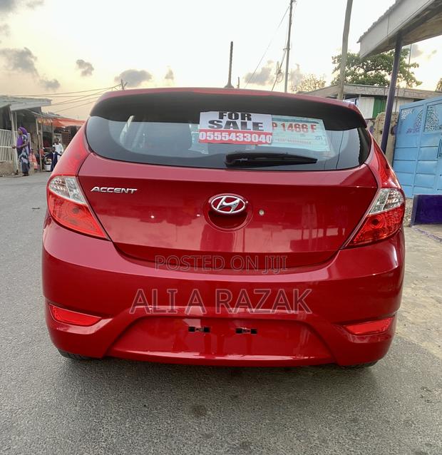 Hyundai Accent GS 4dr Hatchback (1.6L 4cyl 6A) 2014 Red