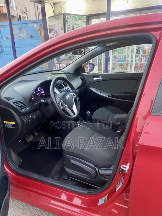 Hyundai Accent GS 4dr Hatchback (1.6L 4cyl 6A) 2014 Red