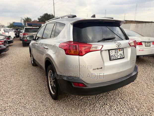 Toyota RAV4 2015 Silver