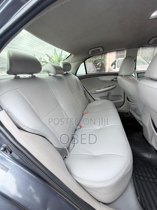 Toyota Corolla 2013 Gray