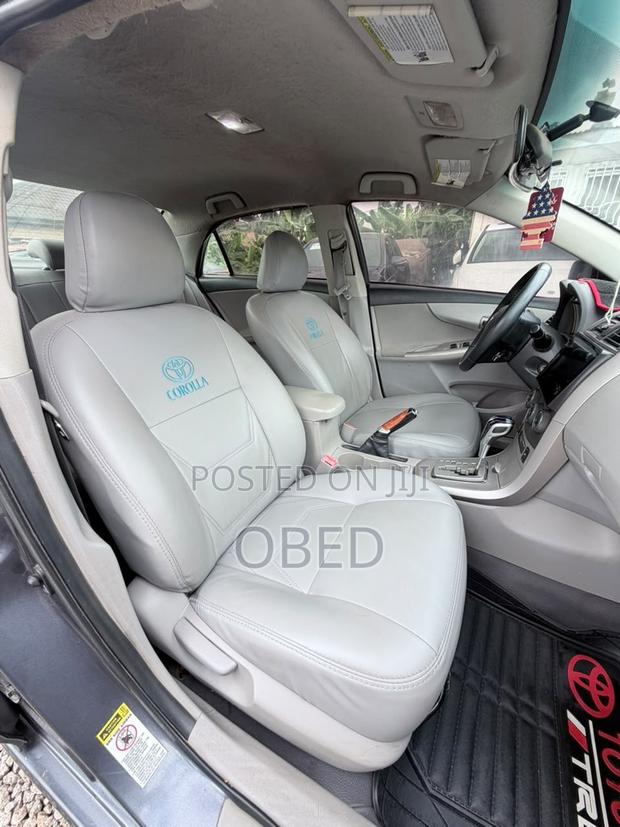 Toyota Corolla 2013 Gray