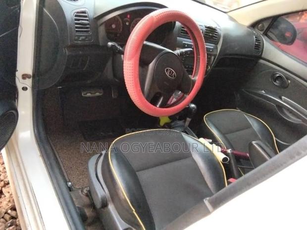 Kia Picanto 1.1 EX 2011 White