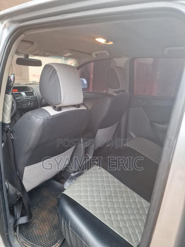 Mazda BT-50 2018 Silver