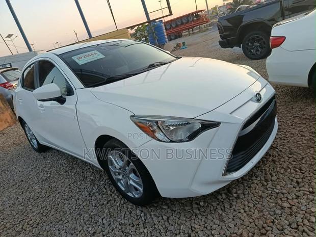 Toyota Yaris iA 1.5 FWD 2017 White