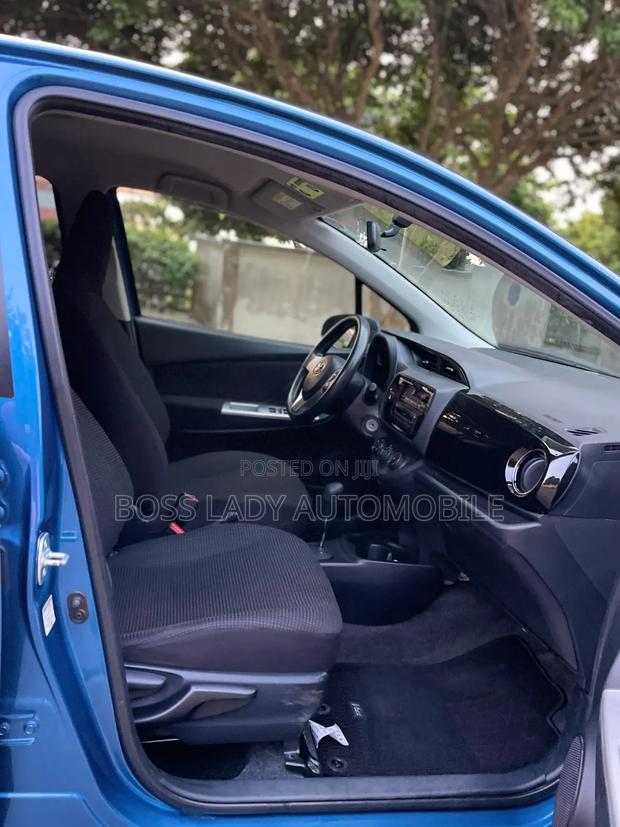 Toyota Vitz 1.3 FWD 3dr 2015 Blue