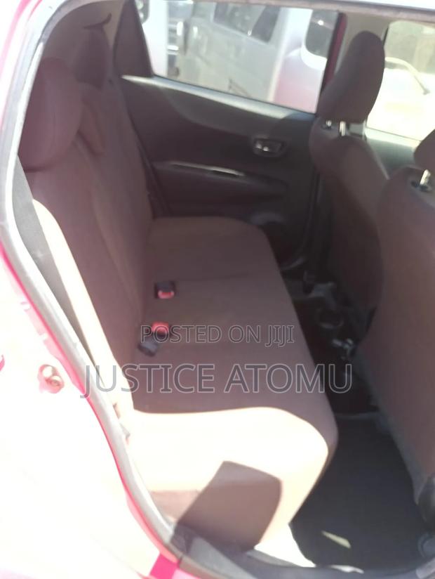 Toyota Vitz 1.3 AWD 5dr 2013 Pink
