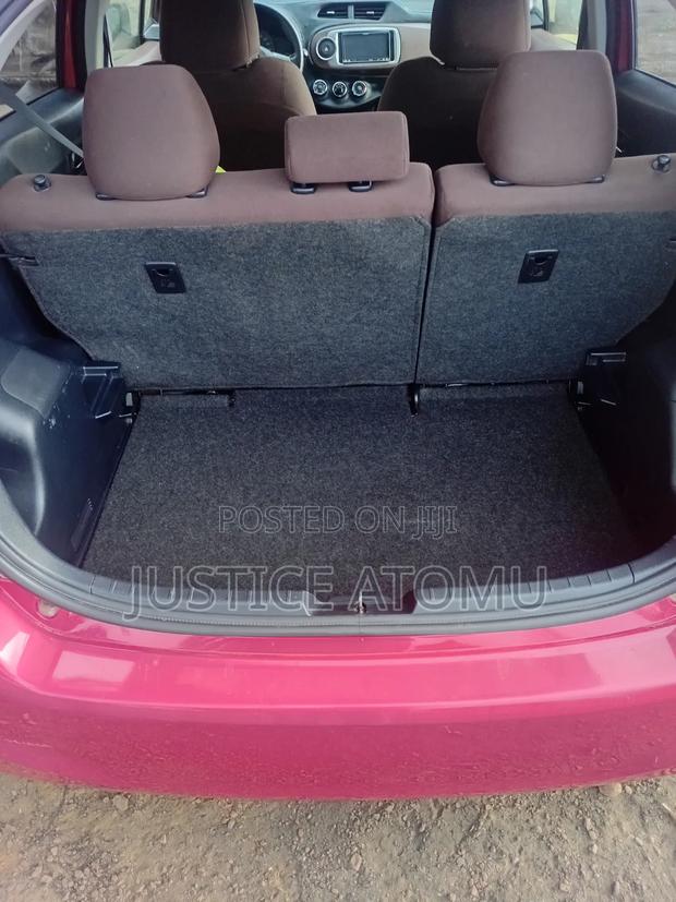 Toyota Vitz 1.3 AWD 5dr 2013 Pink