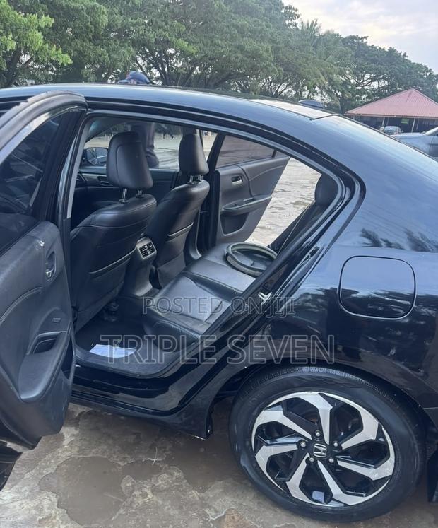 Honda Accord EX-L 4dr Sedan FWD (2.4L 4cyl 2A) 2016 Black