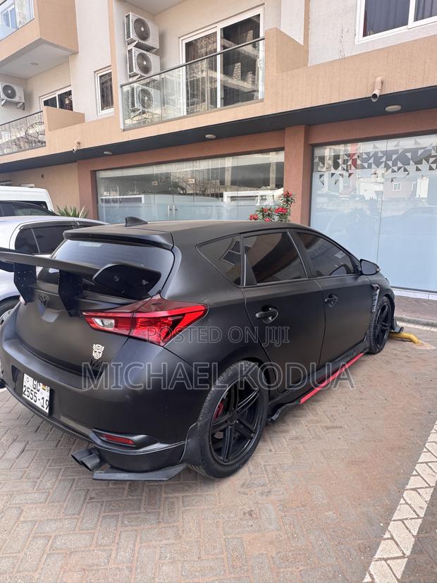 Toyota Corolla 2018 Matt Black