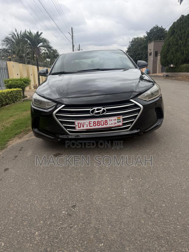 Hyundai Elantra SE Sedan FWD (2.0L 4cyl 6M) 2017 Black